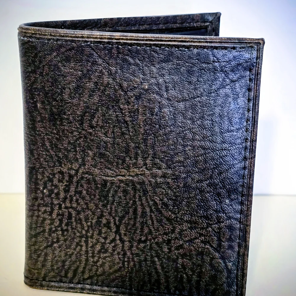 Brown Textured Leather Wallet Like New 5x4 Inch